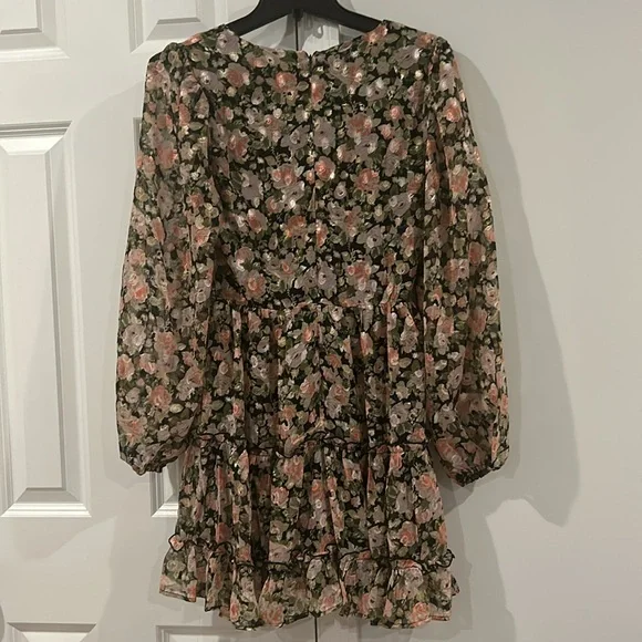 All in Favor | NWT Floral Long Sleeve Mini Dress - Picture 4 of 7
